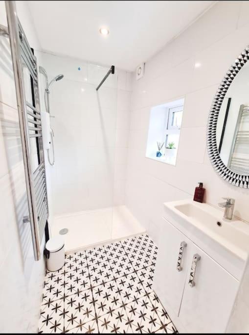 The Hideaway Luxury 5* 2 Bed Garden Apartment Scarborough Eksteriør billede